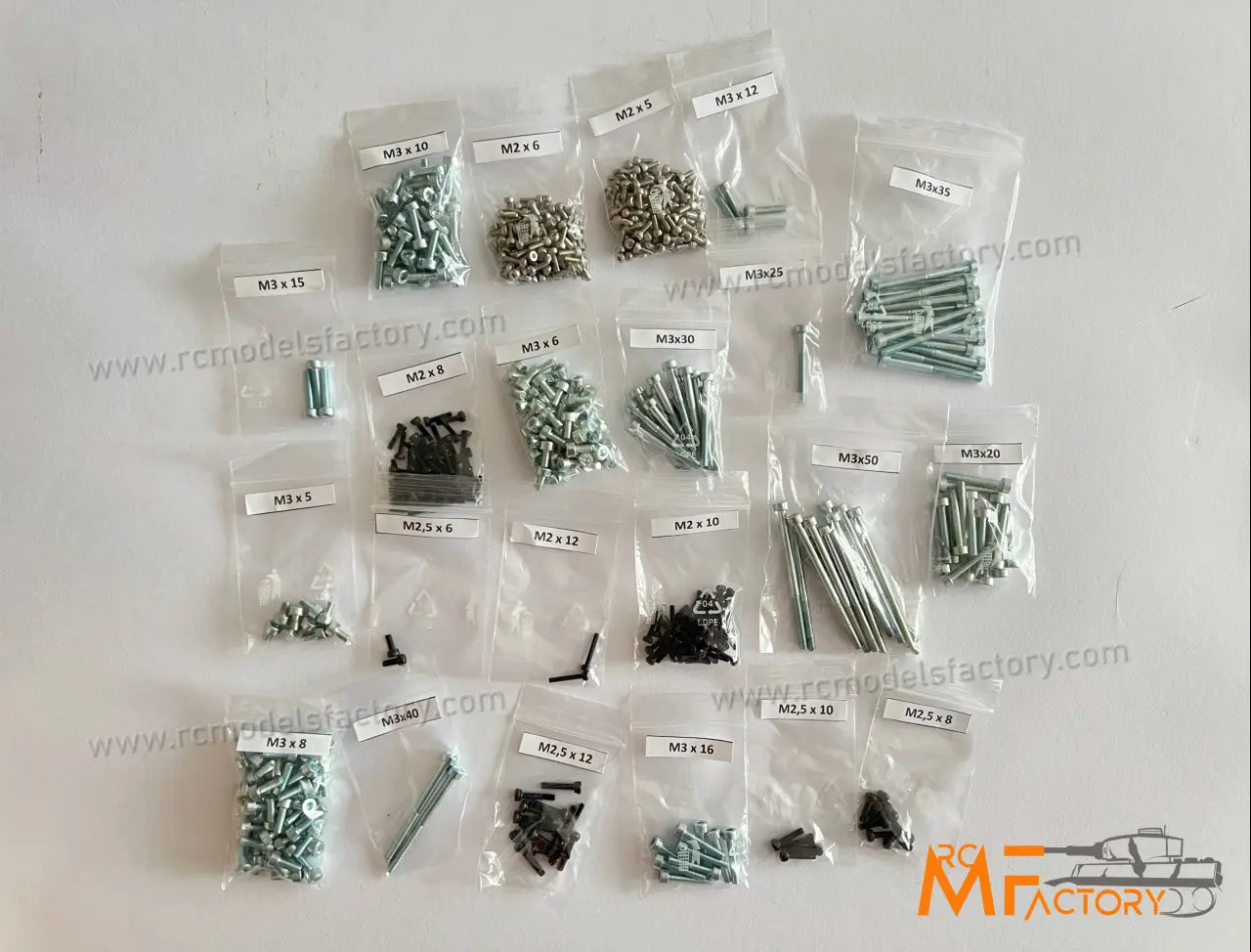 Leopard 2A6 stavebnice 1/10 - RC Models Factory®